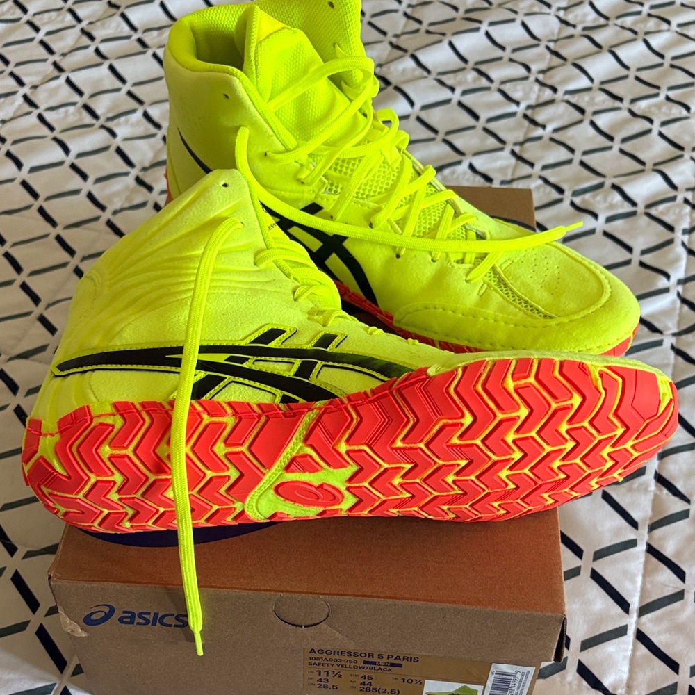 Asics Aggressor 5 Paris Wrestling Shoes safety yellow/ black - Picture 3 of 6